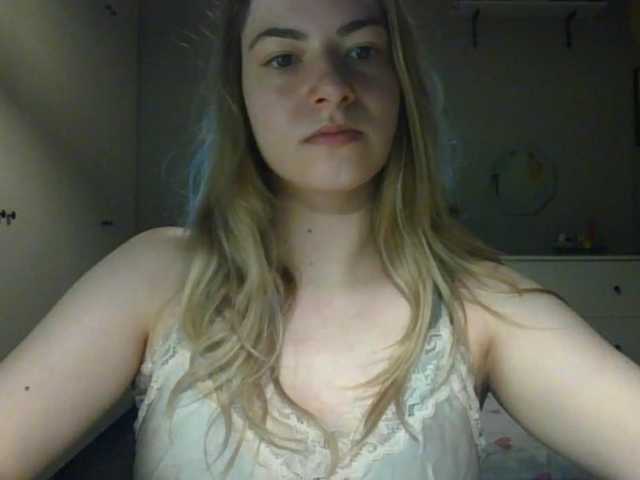 RosieJune live cam on BongaCams
