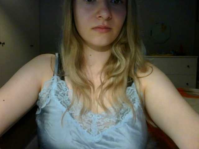 RosieJune live cam on BongaCams