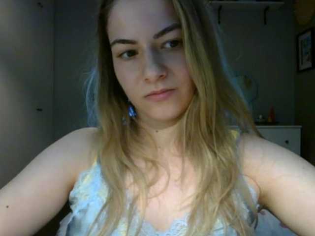 RosieJune live cam on BongaCams