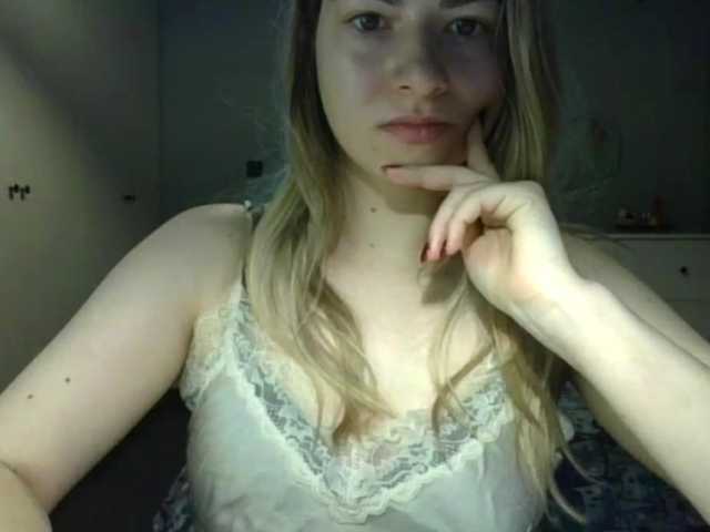 RosieJune live cam on BongaCams