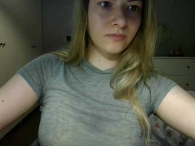RosieJune live cam on BongaCams