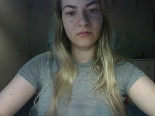 RosieJune live cam on BongaCams