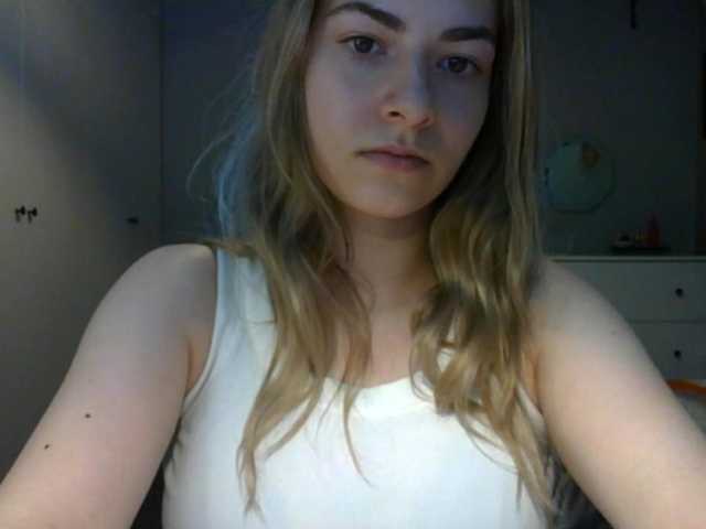 RosieJune live cam on BongaCams
