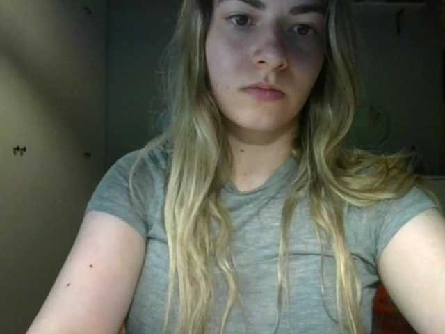 RosieJune live cam on BongaCams