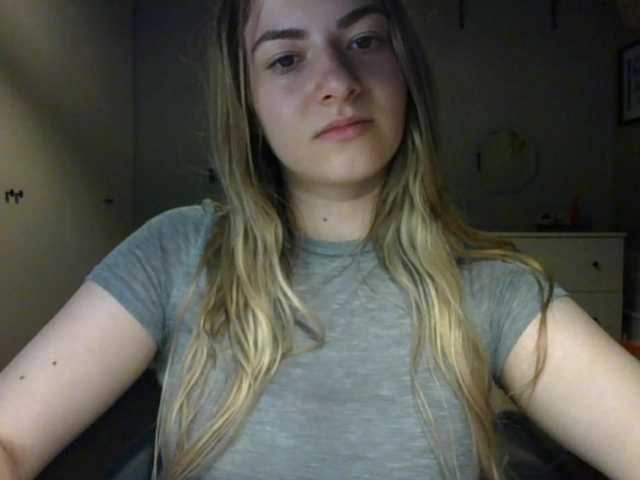 RosieJune live cam on BongaCams