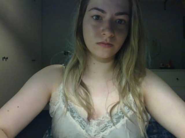 RosieJune live cam on BongaCams