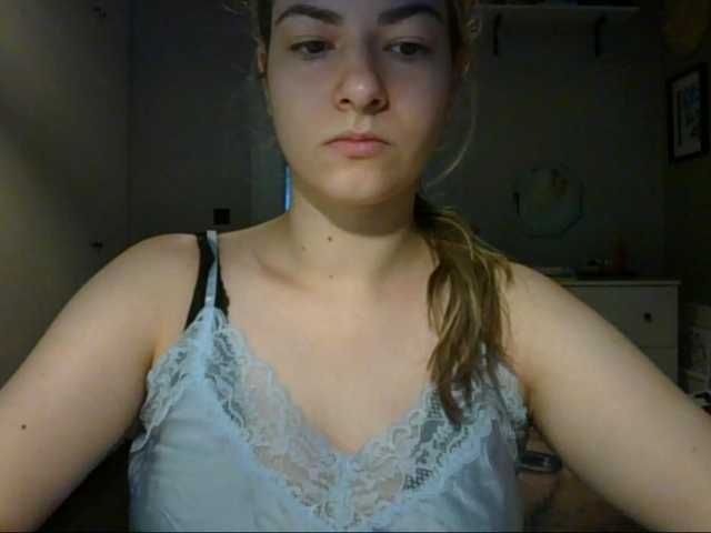 RosieJune live cam on BongaCams