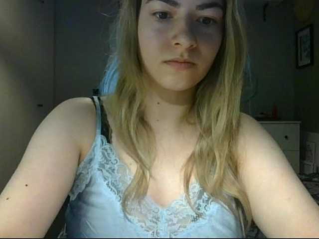 RosieJune live cam on BongaCams