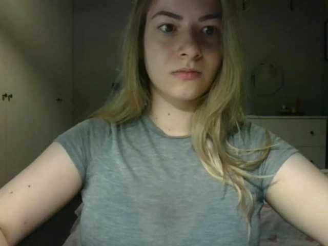 RosieJune live cam on BongaCams