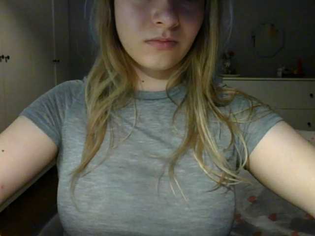 RosieJune live cam on BongaCams