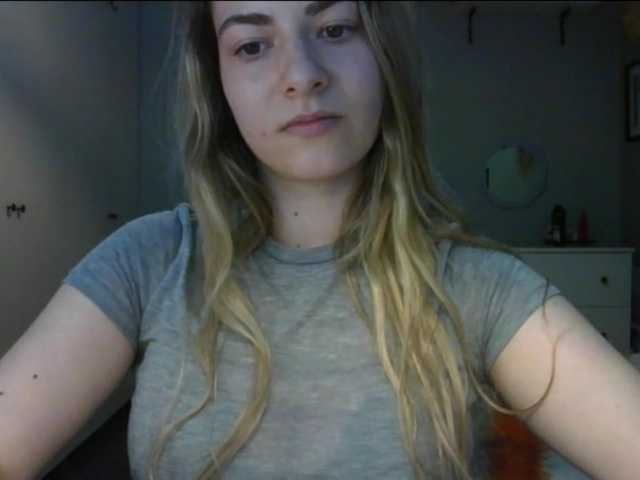 RosieJune live cam on BongaCams