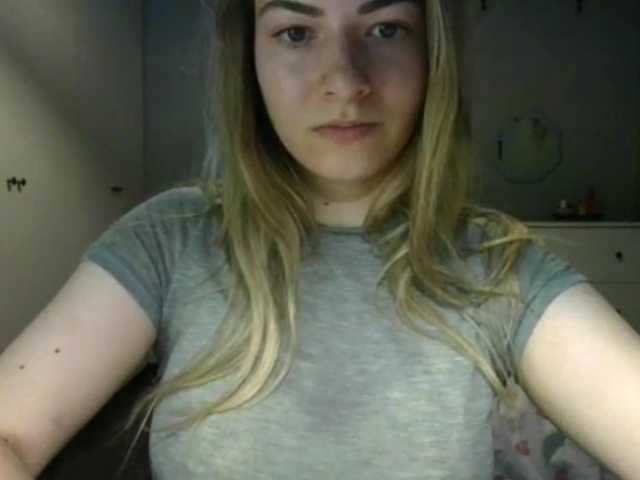 RosieJune live cam on BongaCams
