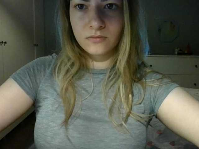 RosieJune live cam on BongaCams