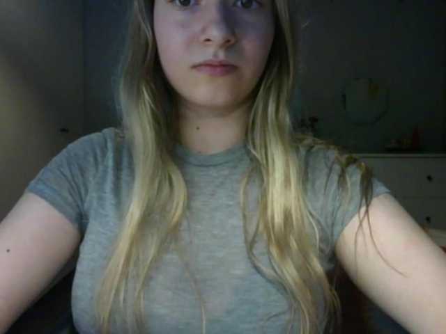 RosieJune live cam on BongaCams
