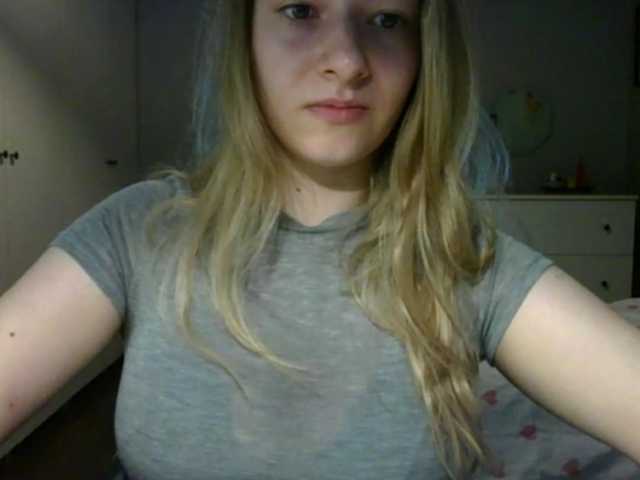 RosieJune live cam on BongaCams