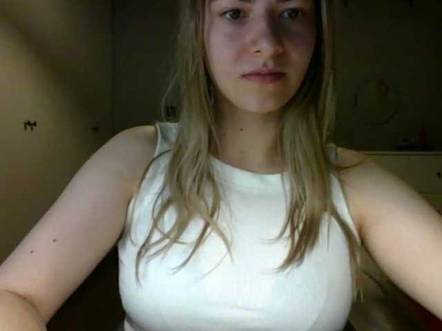RosieJune live webcam show