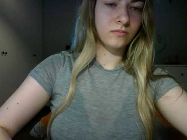RosieJune live cam on BongaCams