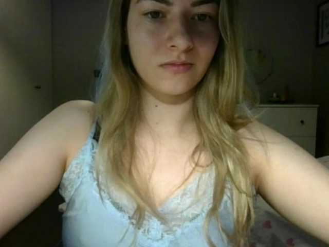 RosieJune live cam on BongaCams