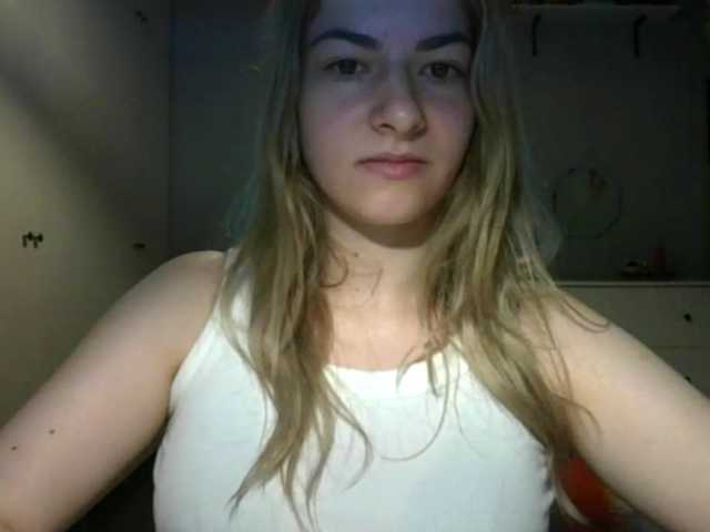 RosieJune live cam on BongaCams