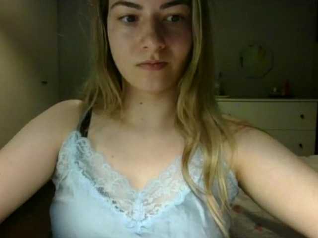 RosieJune live cam on BongaCams