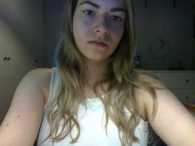 RosieJune live cam on BongaCams