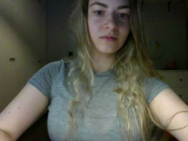 RosieJune live cam on BongaCams