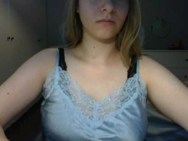 RosieJune live cam on BongaCams
