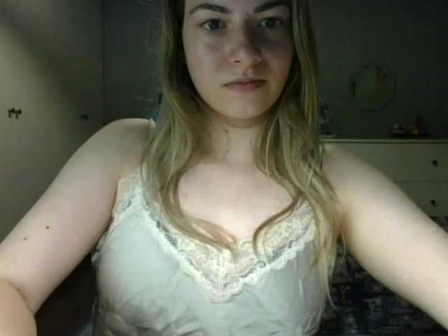 RosieJune live cam on BongaCams