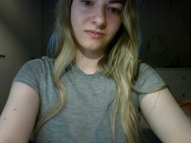 RosieJune live cam on BongaCams