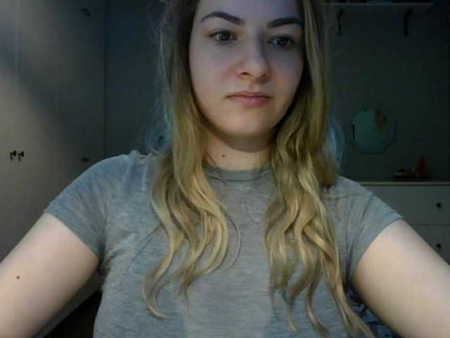 RosieJune live cam on BongaCams