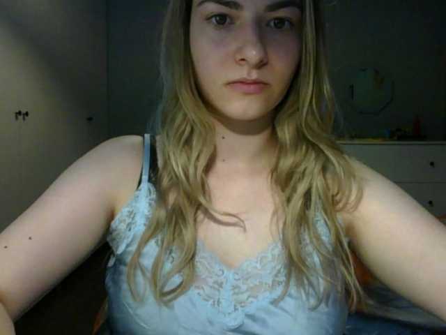RosieJune live cam on BongaCams