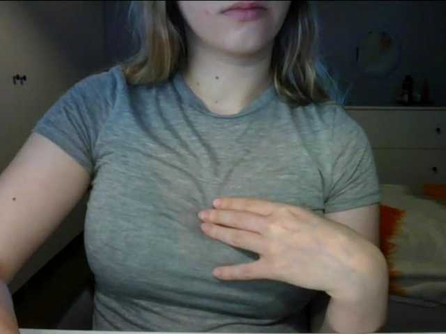RosieJune live cam on BongaCams