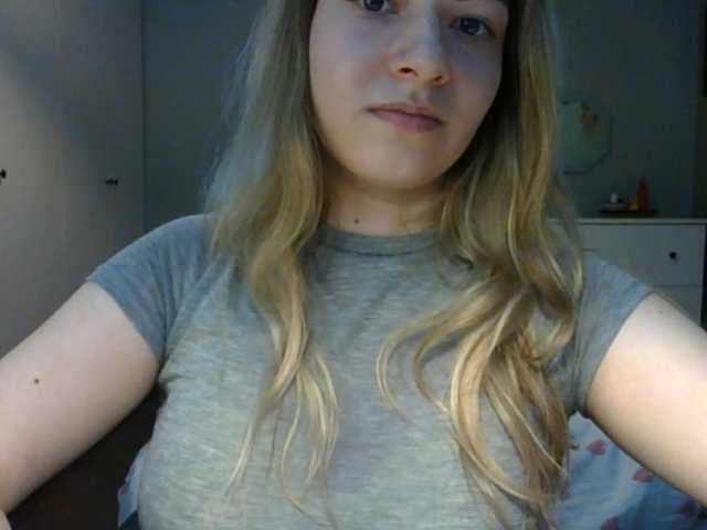 RosieJune live cam on BongaCams
