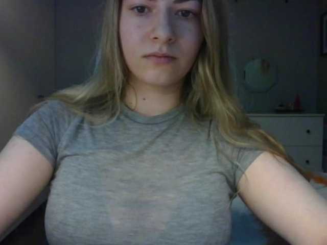 RosieJune live cam on BongaCams