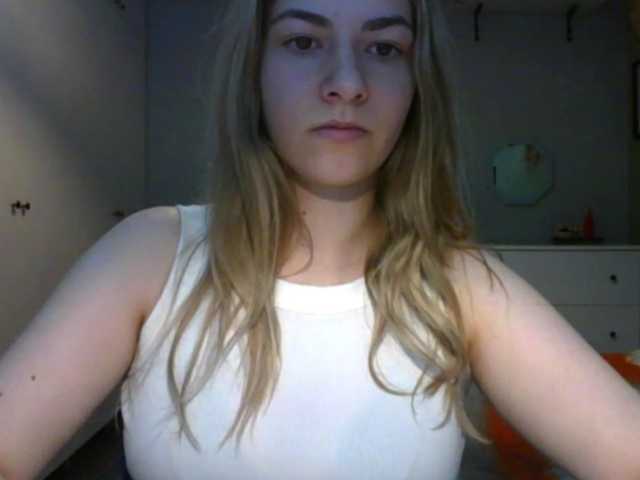 RosieJune live webcam show