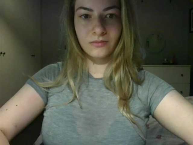 RosieJune live cam on BongaCams