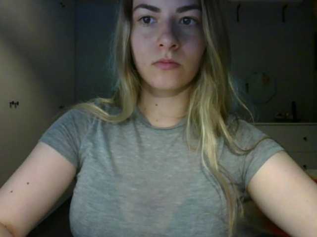 RosieJune live cam on BongaCams