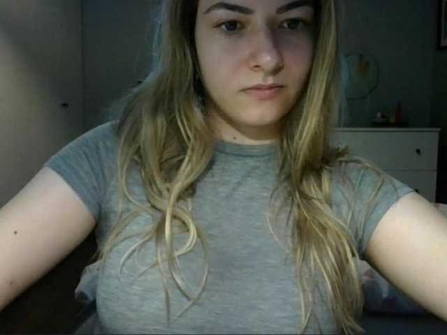 RosieJune live cam on BongaCams