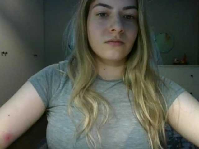 RosieJune live cam on BongaCams