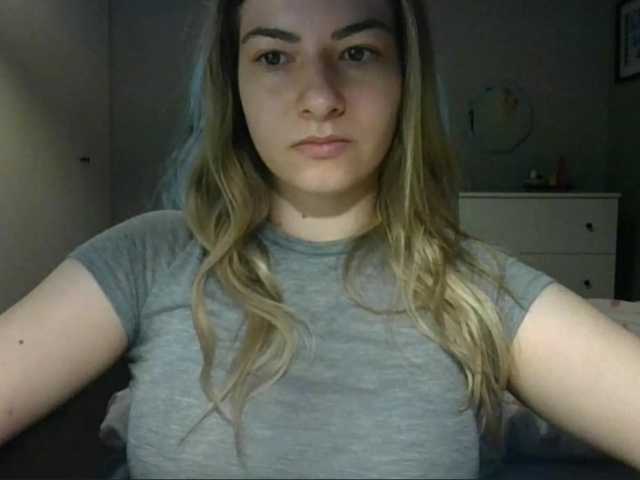 RosieJune live cam on BongaCams