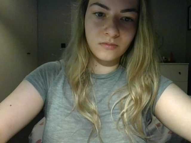 RosieJune live cam on BongaCams