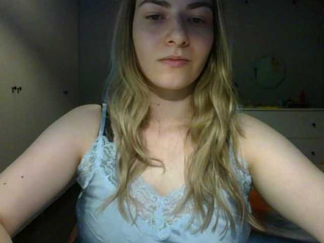 RosieJune live cam on BongaCams