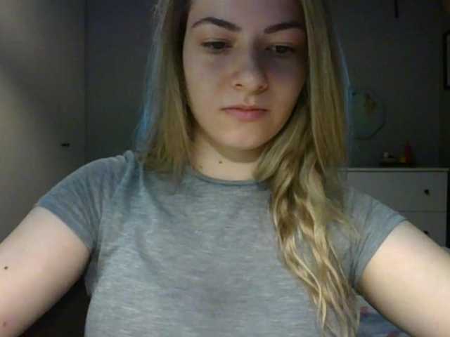 RosieJune live cam on BongaCams