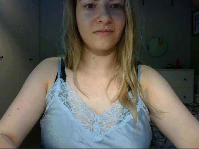 RosieJune live cam on BongaCams