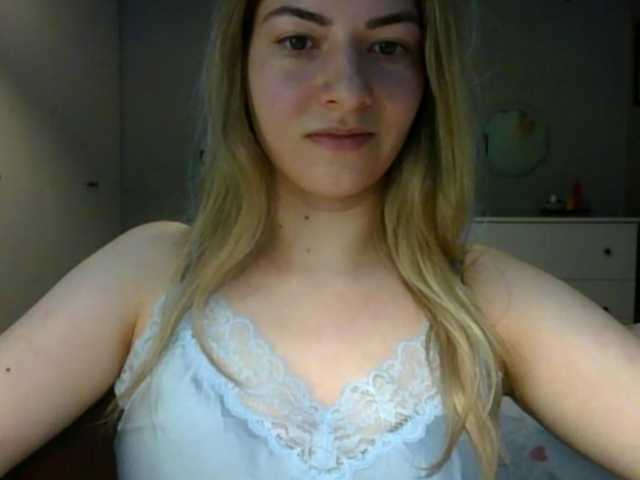 RosieJune live cam on BongaCams