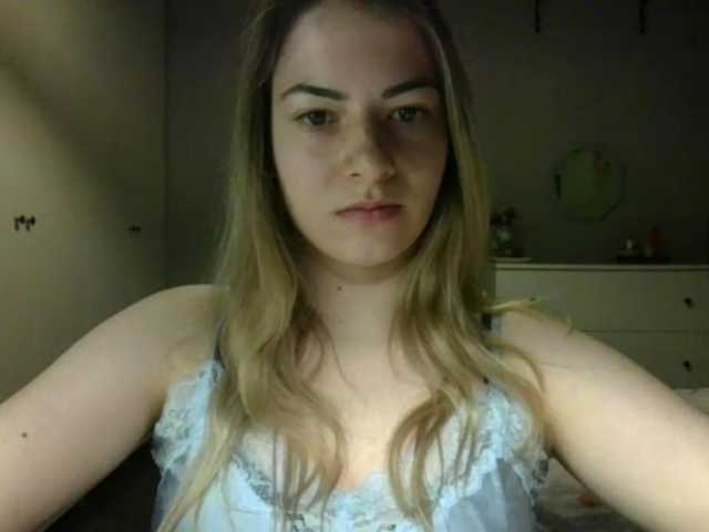 RosieJune live cam on BongaCams