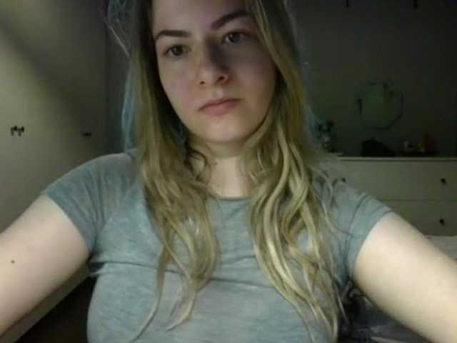 RosieJune live cam on BongaCams