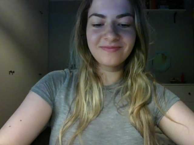 RosieJune live cam on BongaCams