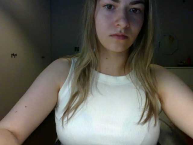 RosieJune live cam on BongaCams