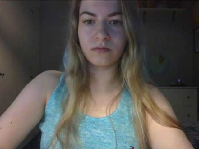 RosieJune webcam